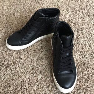 Steve Madden “Demorah” Sneakers